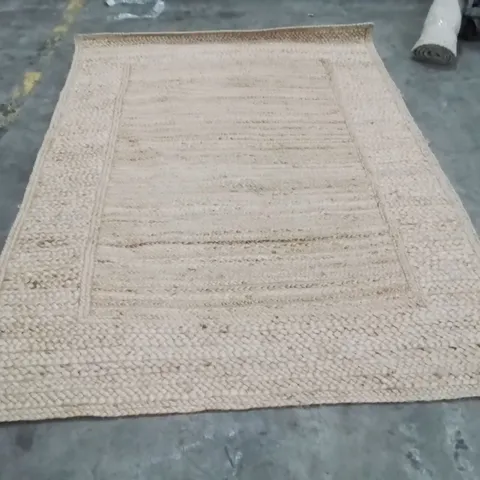 QUALITY DESIGNER AREA RUG - APPROXIMATELY 230X170CM