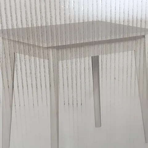 BOXED ASTER SQUARE FLIP FLOP TABLE IN WHITE - H77 X W75 X D75