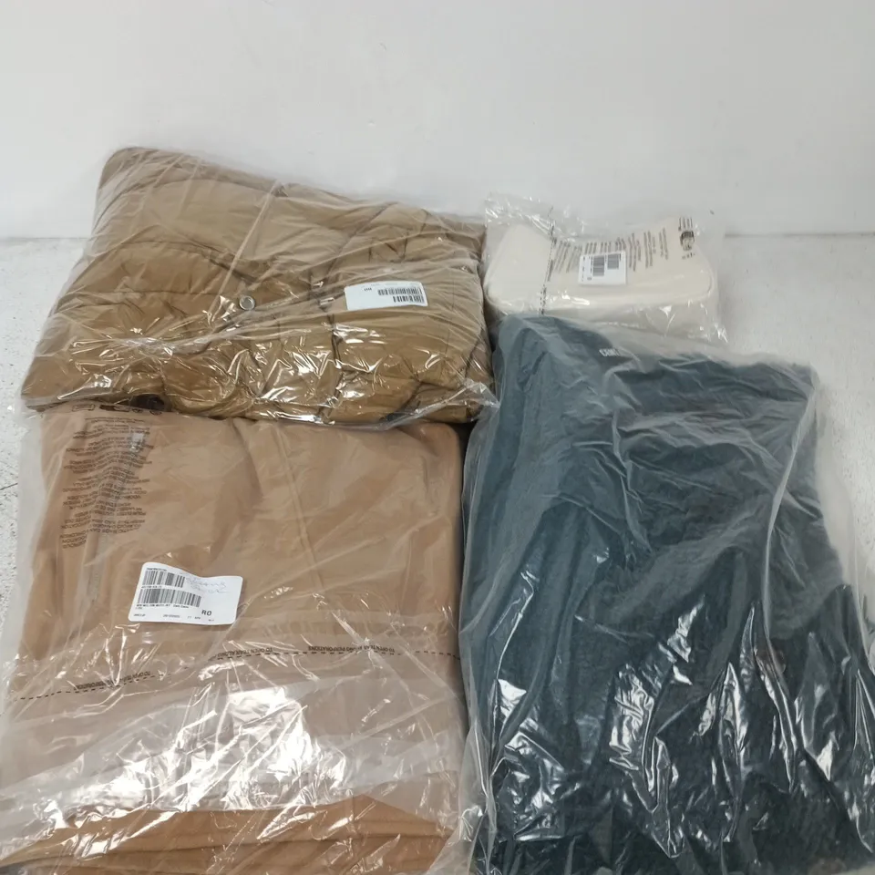 APPROXIMATELY 14 ASSORTED CLOTHING ITEMS IN VARIOUS SIZES, COLOURS & STYLES TO INCLUDE BRANDS SUCH AS FRANK USHER, CENTIGRADE, WYNNE LAYERS, ETC - COLLECTION ONLY