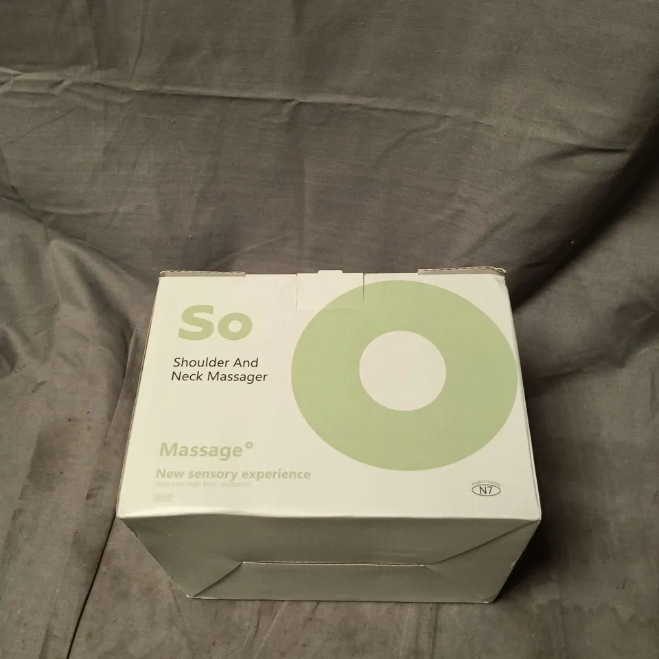 SO SHOULDER AND NECK MASSAGER – BOXED 