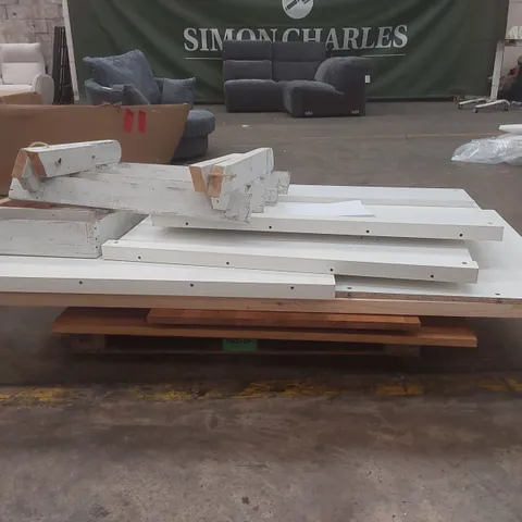 PALLET CONTAINING A LARGE QUANTITY OF ASSORTED RESTAURANT FURNITURE PARTS