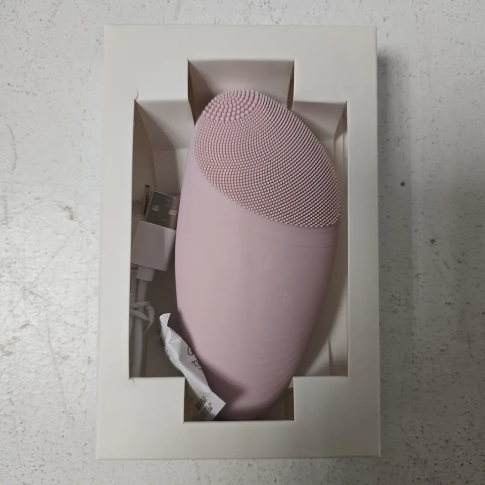 TILI FACIAL CLEANSING BRUSH