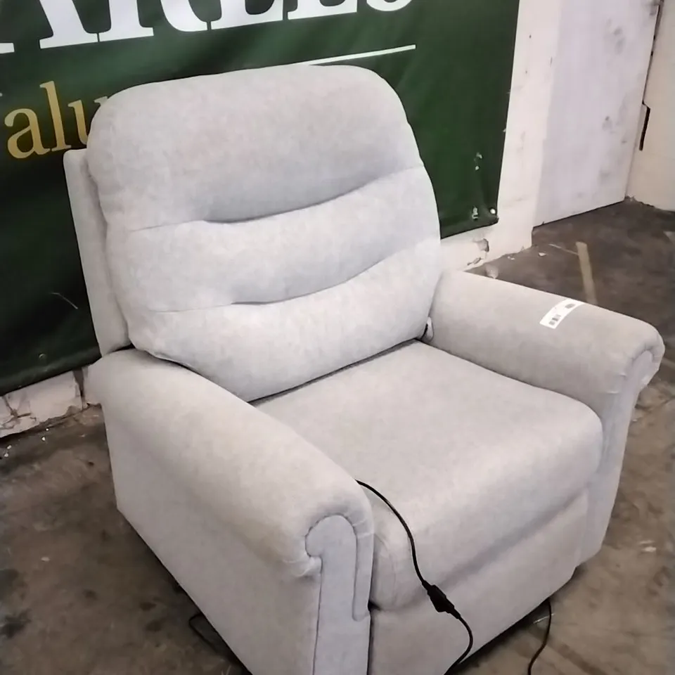 QUALITY BRITISH DESIGNED & MANUFACTURED G PLAN HOLMES DUAL ELEVATE ARMCHAIR PIERO SILVER FABRIC