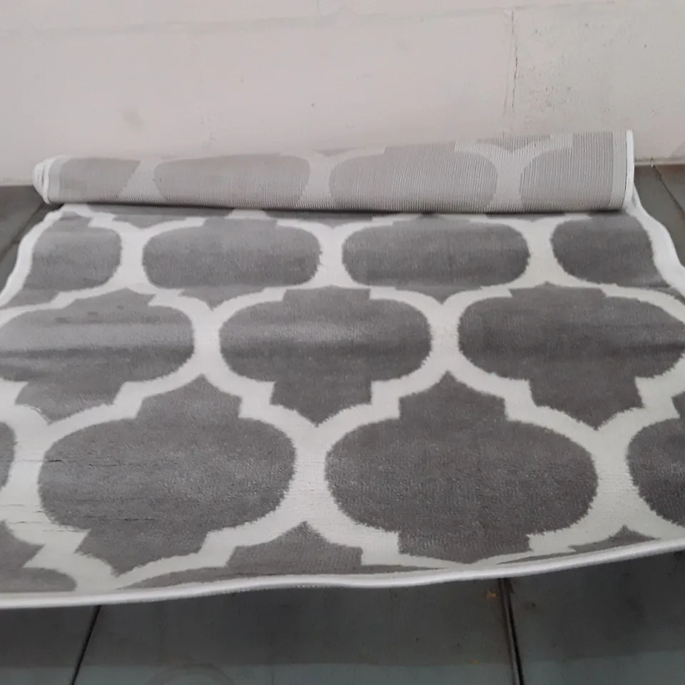 BRAND NEW PACO HOME SINAI GREY RUG 2'8" X 4'11"