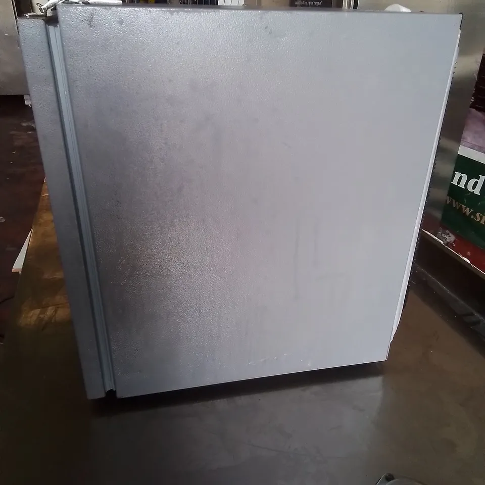 OSBORNE MINI FRIDGE MILK COOLING UNIT 