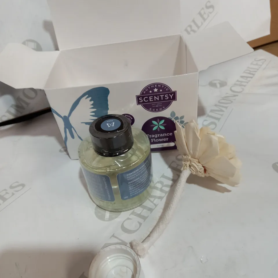 SCENTSY FRAGRANCE FLOWER 