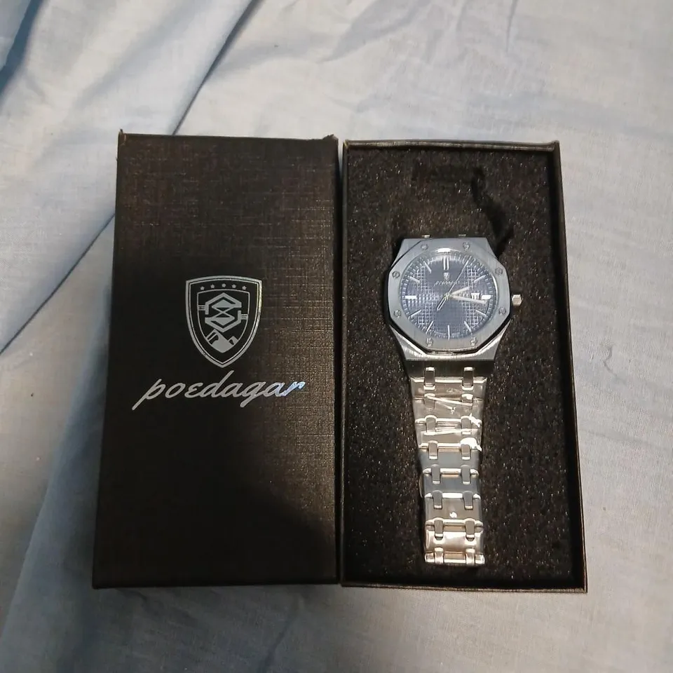 POEDAGAR STAINLESS STEEL WRISTWATCH IN PRESENTATION BOX – 