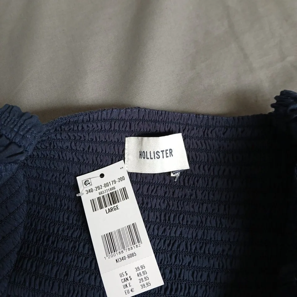 HOLLISTER WOMEN’S NAVY BLUE BUTTON-FRONT TOP – LARGE (UK 12)