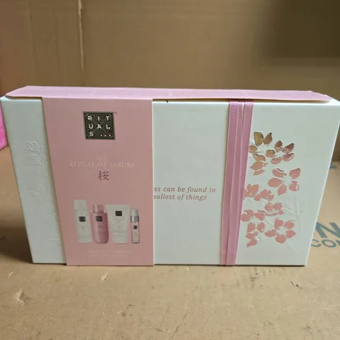 RITUALS THE RITUAL OF SAKURA GIFT SET