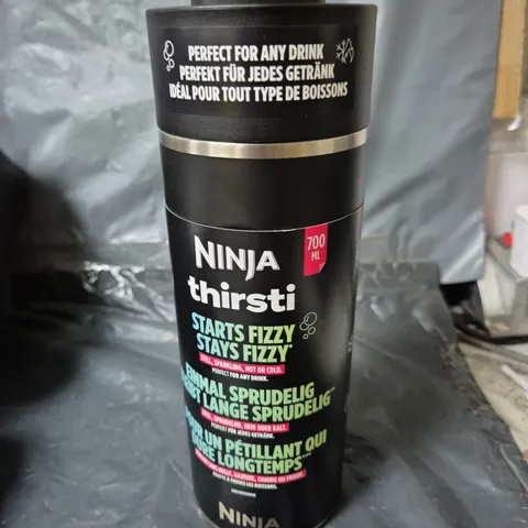 NINJA THIRSTI 700ML BLACK 
