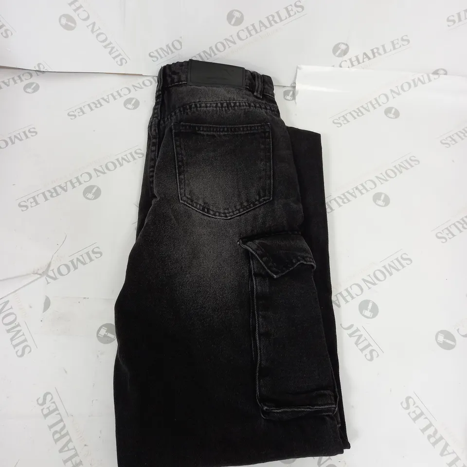 BOOHOO MAN RELAXED RIGID CARGO JEANS SIZE 28R