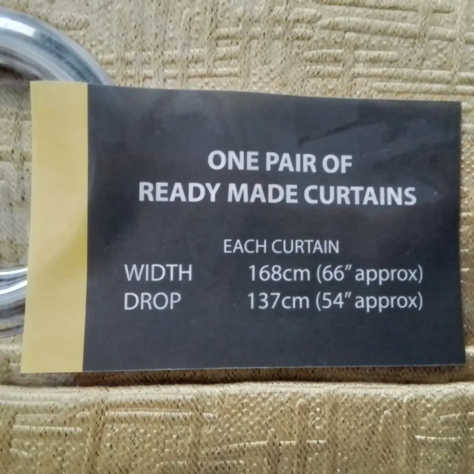 BRAND NEW ENHANCED LIVING BLACKOUT THERMAL CURTAINS 168 X 137CM (YELLOW)