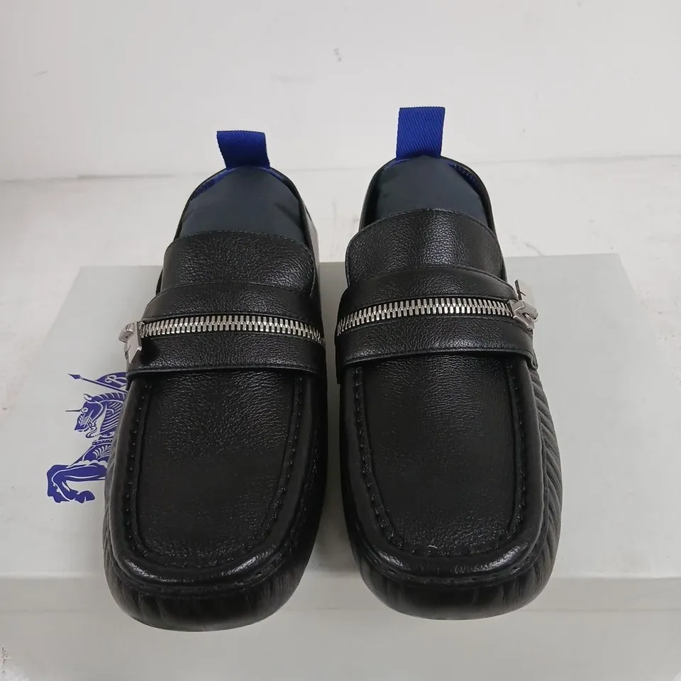 BURBERRY LEATHER LOAFERS – BLACK UK 6 (EUR 40)