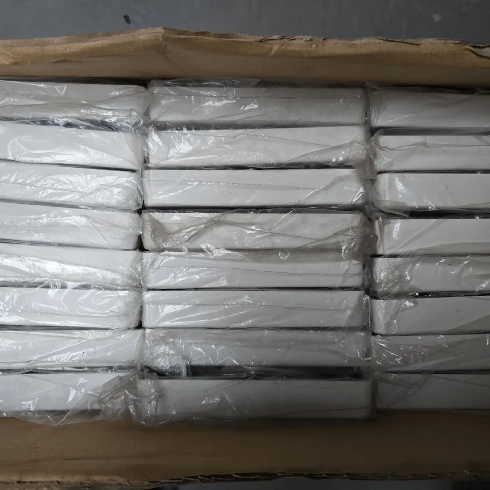 BOX OF APPROX 20 ASSORTED ELECTRIC JUNCTION BOXES 
