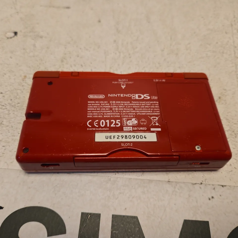 NINTENDO DS LITE HANDHELD CONSOLE – RED