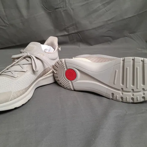 BOXED PAIR OF FITFLOP VITAMIN FFX MENS KNIT SPORT SNEAKERS SIZE UK 9