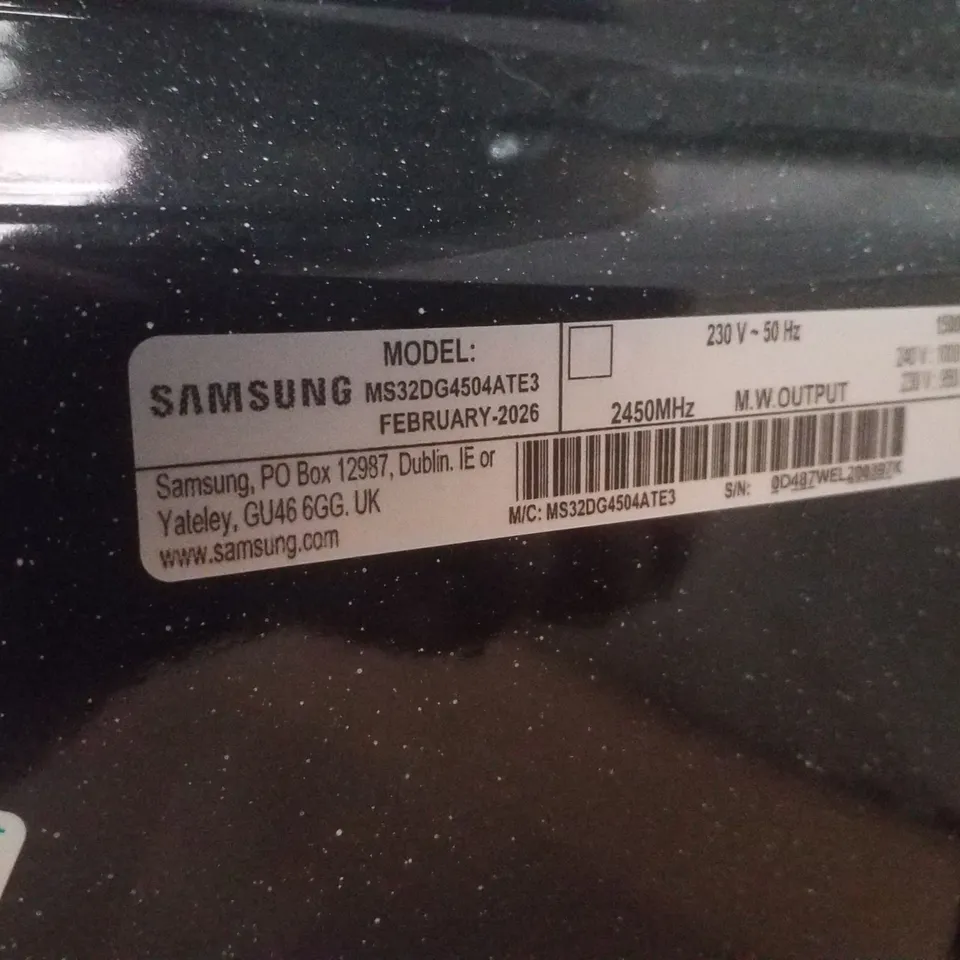 SAMSUNG MS32DG4504ATE3 SOLO MICROWAVE - BLACK
