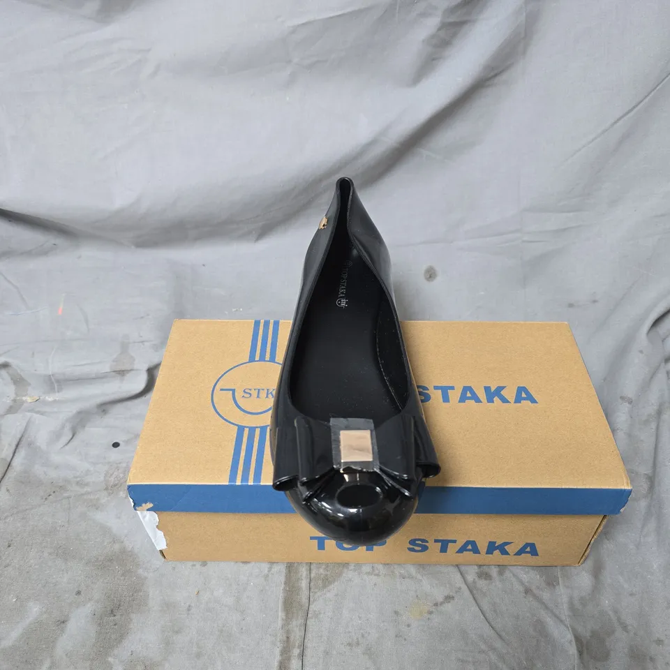 TOP STAKA WOMEN'S BLACK PATENT BOW BALLET FLATS SIZE 40