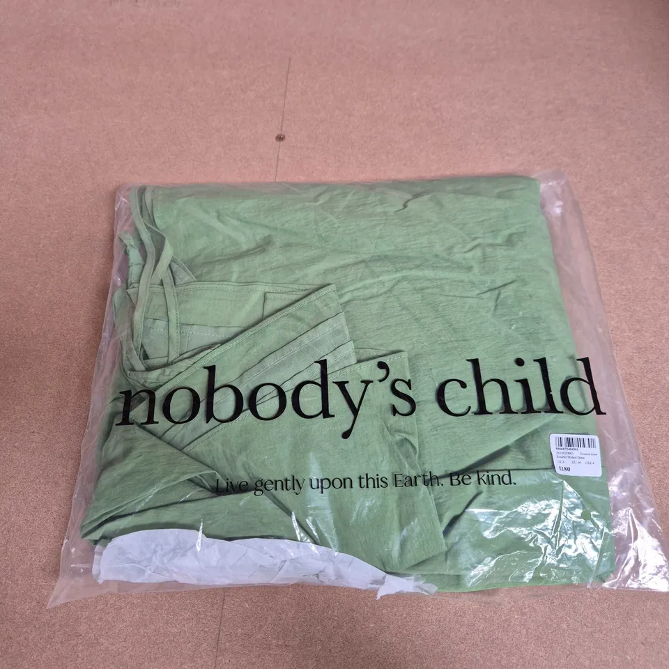 BAGGED NOBODYS CHILD ROSABEL MIDAXI DRESS IN GREEN - UK 8