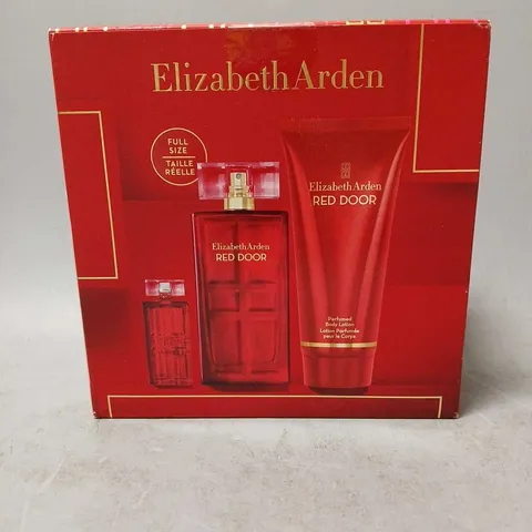 BOXED ELIZABETH ARDEN RED DOOR 3PCE FRAGRANCE GIFT SET