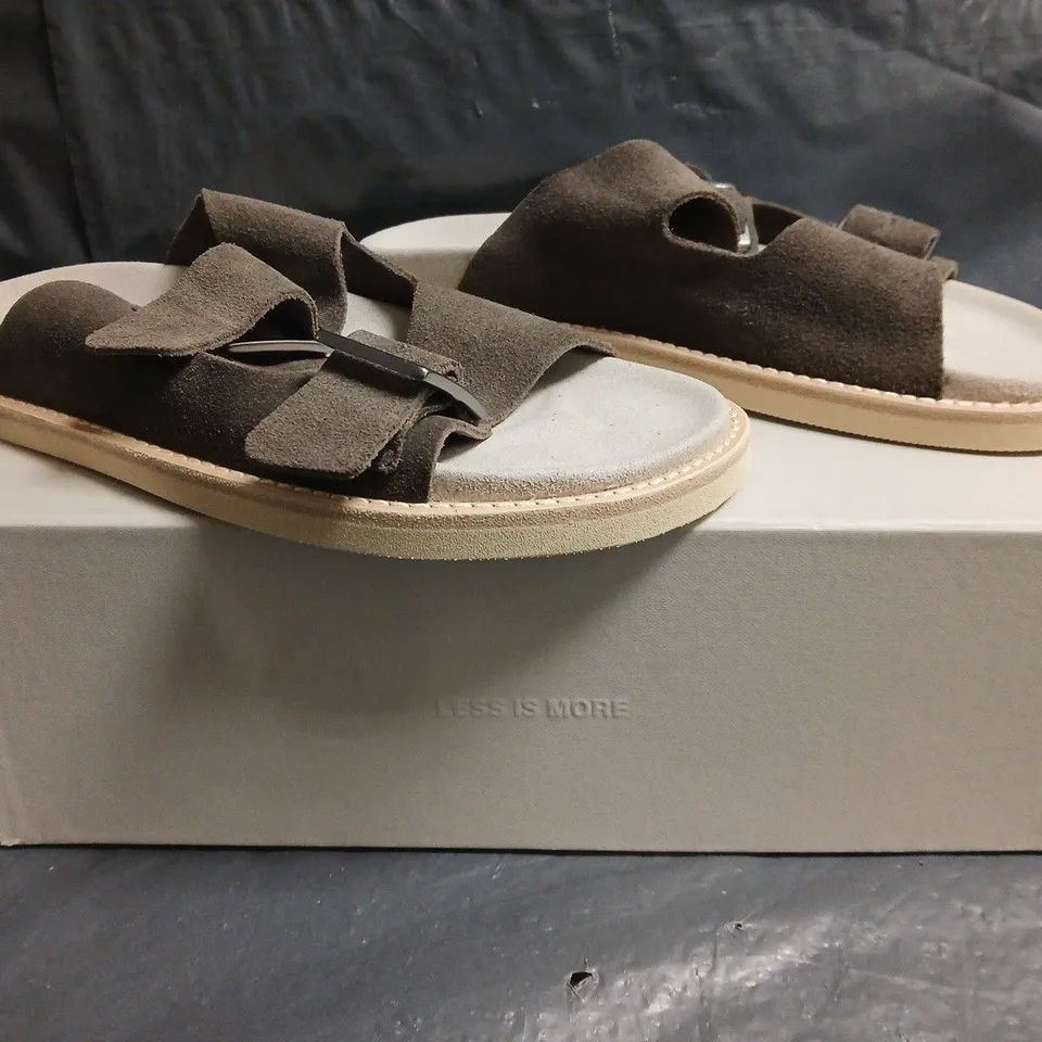 BOXED PAIR OF ARNE SUEDE SANDALS IN TAUPE SIZE UK 8