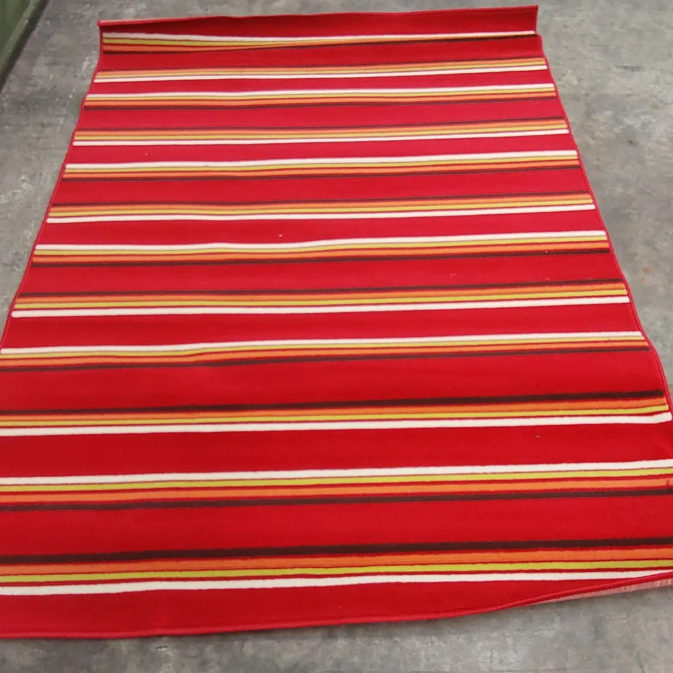 FUSION 100% POLYPROPYLENE STRIPE PATTERN RUG // SIZE: 160 X 225cm