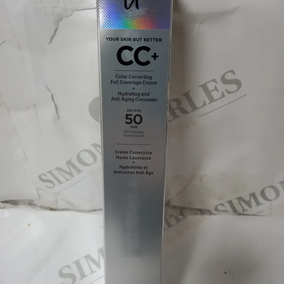 IT CC+ COLOUR CORRECTING FULL COVERAGE CREAM + HYDRATING ANTI AGE CONCEALER