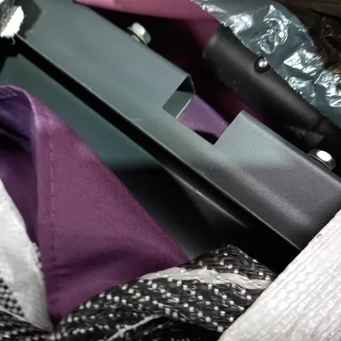 INNOVATORS EASY UP 2.7M UMBRELLA - COLLECTION ONLY
