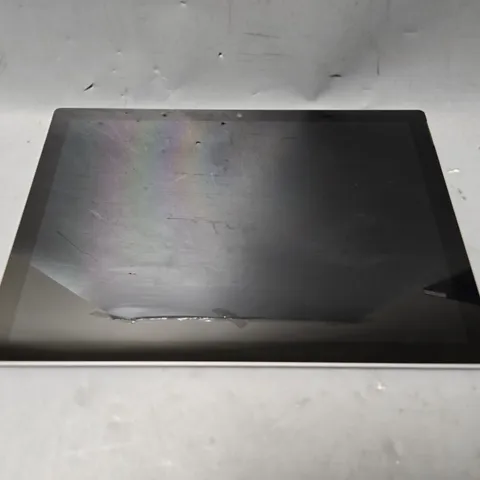 MICROSOFT SURFACE PRO 5