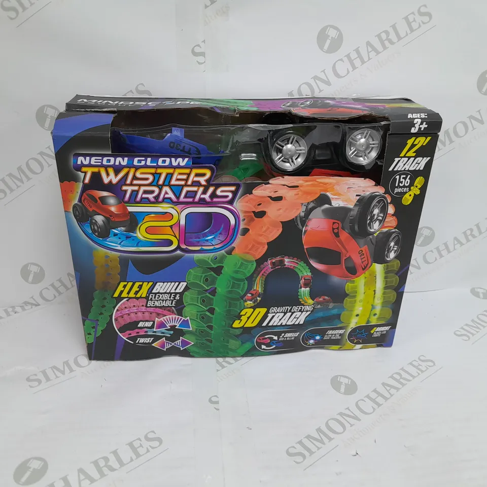 BOXED TWISTER TRACKS 3D 12 FOOT TRAX SET WITH CAR & CAR SHELL