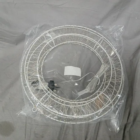 FESTIVE CIRCULAR LED DECORATIVE LIGHT PIECE