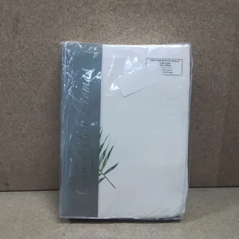 BRAND NEW CHARLOTTE THOMAS PENCIL PLEAT CURTAINS 66" X 72" (WHITE/GREEN)