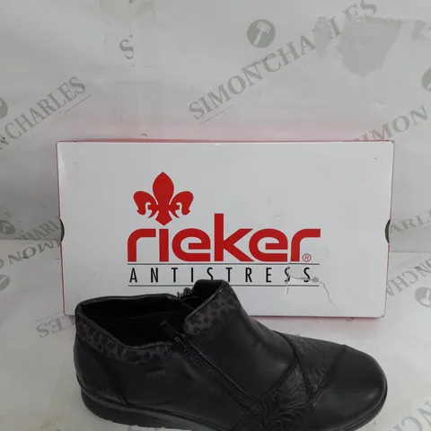 BOXED PAIR RIEKER LEATHER DOUBLE ZIP WATER RESISTANT BOOTS IN BLACK SIZE 6.5