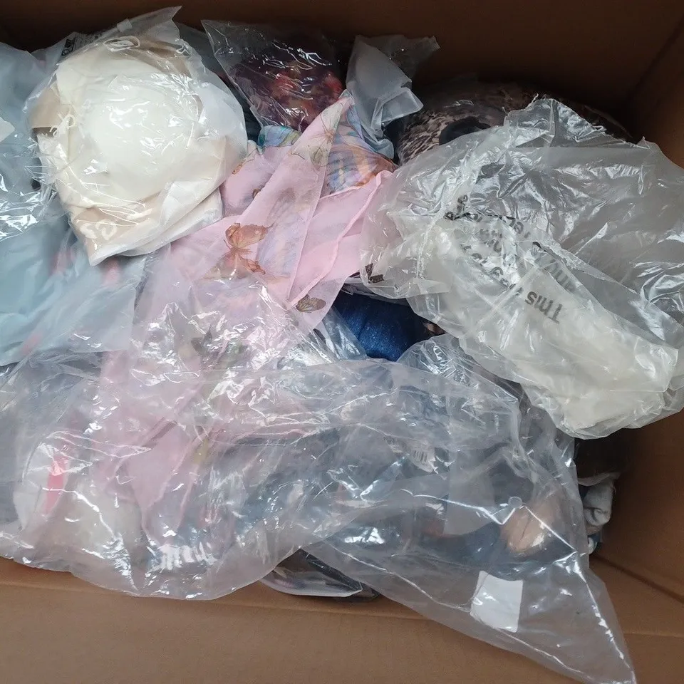 BOX OF APPROXIMATELY 20 ASSORTED CLOTHING ITEMS TO INCLUDE - SHORTS , BRA , POLO SHIRT ETC