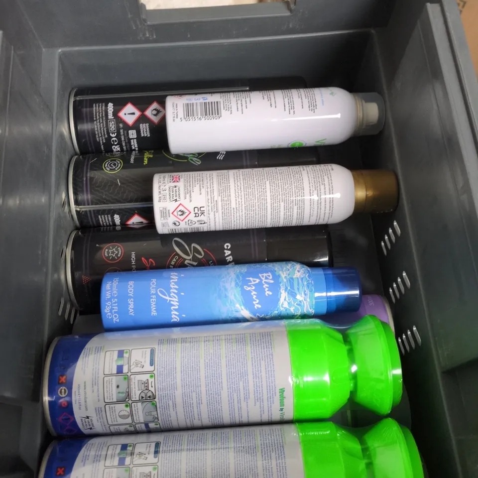 APPROXIMATELY 15 ASSORTED AEROSOLS TO INCLUDE SURE BRIGHT BOUQUET DEODORANT, VIROFOAM DRAIN FOAM CLEANER AND MON CHERI INSIGNIA BODY SPRAY