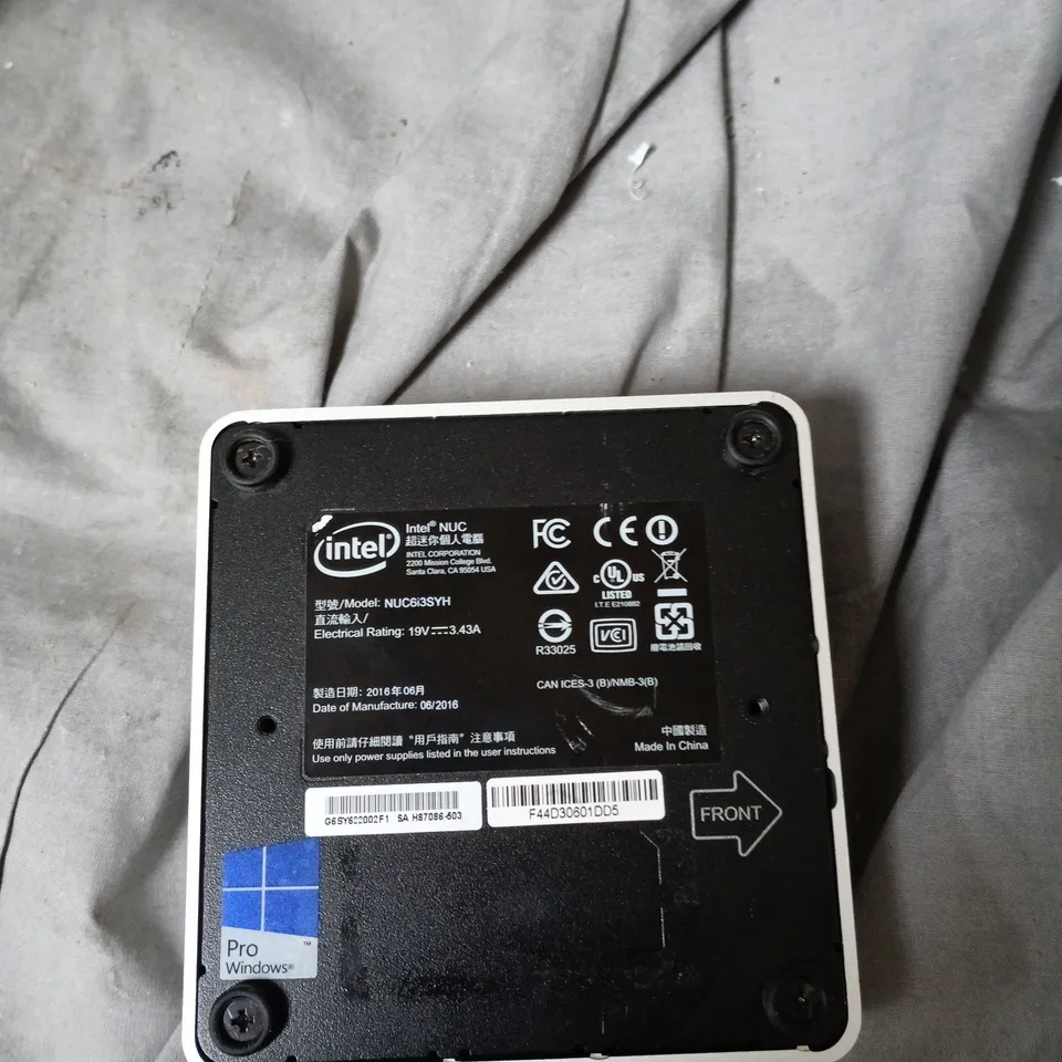 INTEL NUC MINI PC – NUC613SYH