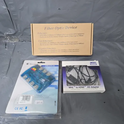APPROXIMATELY 20 ASSORTED ELECTRICAL PRODUCTS TO INCLUDE FIBER OPTIC DEVICE, USB HUB, ADAPTERS ETC - COLLECTION ONLY 
