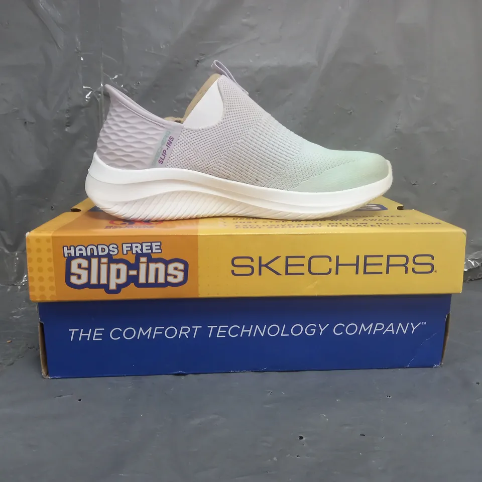 SKECHERS HANDS FREE SLIP INS TRAINERS LAVENDER/TURQUOISE SIZE 5