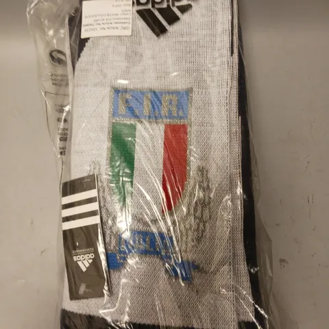 APPROXIMATELY 60 ADIDAS ITALY RUGBY CLIMAWARM SUPPORTERS SCARVES
