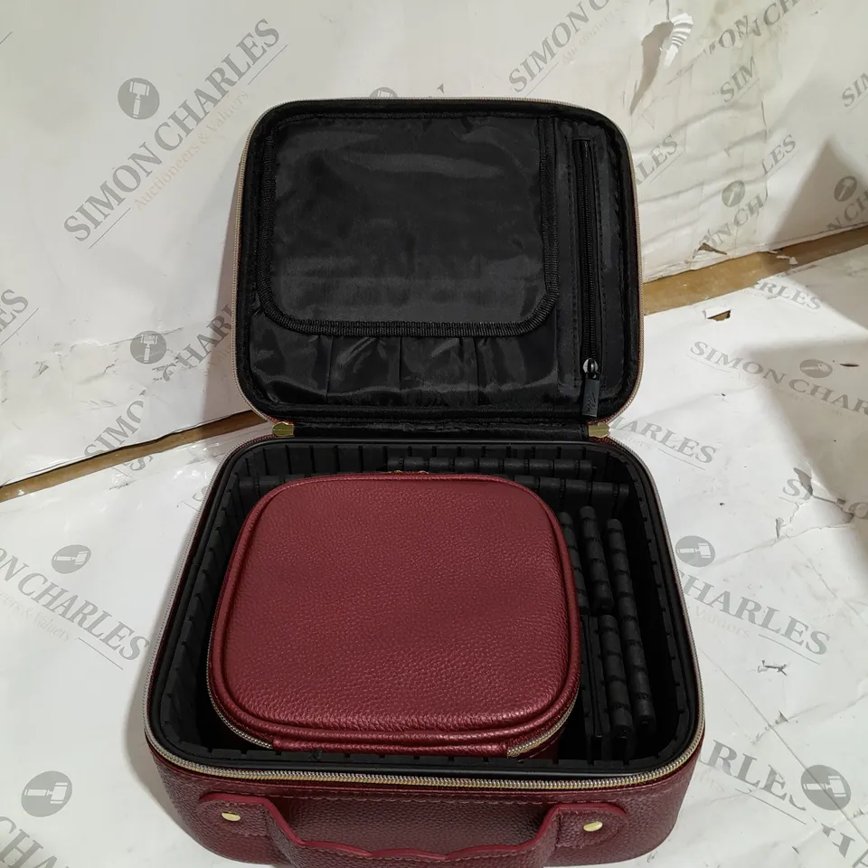 BOXED TILI METALLIC MAKE-UP ORGANISER HOME & AWAY VANITY CASE