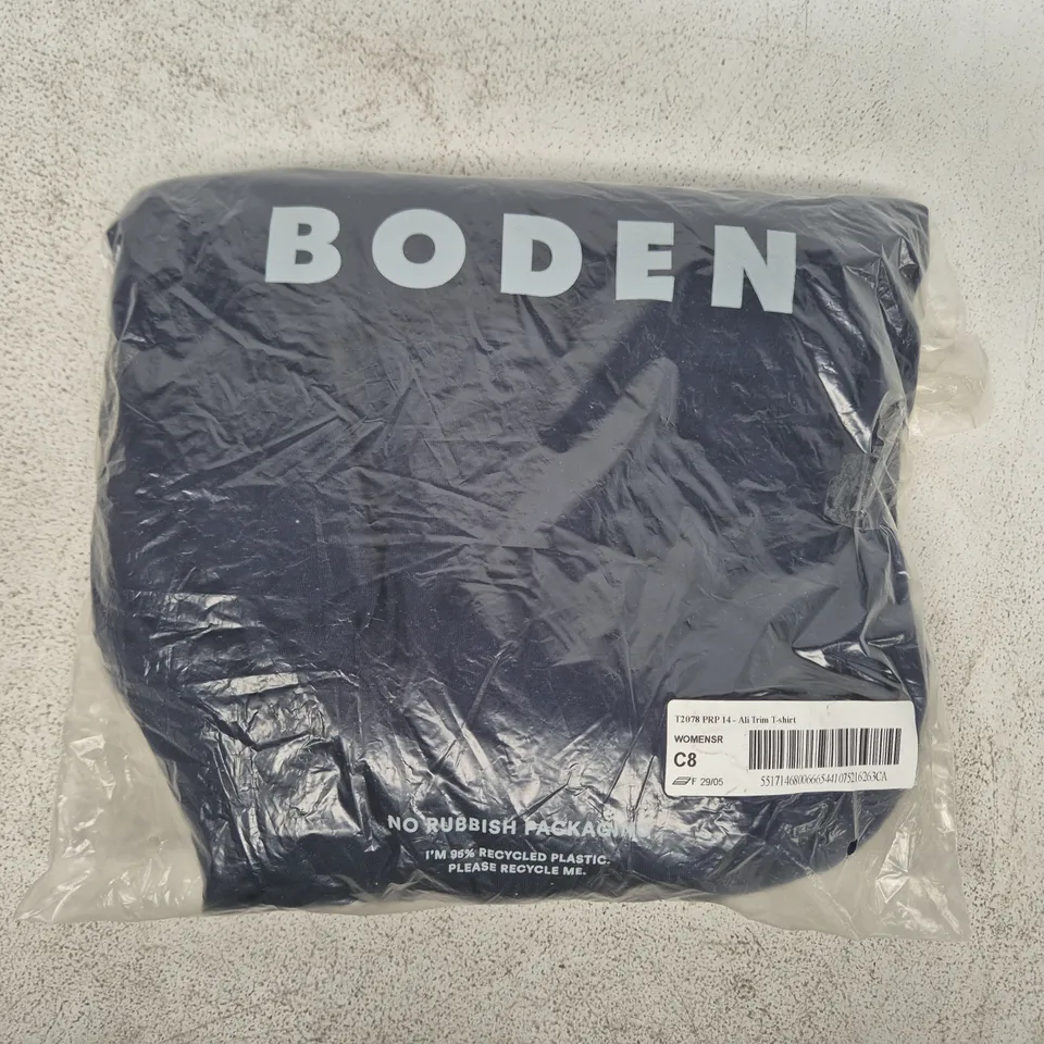 BAGGED BODEN ALI TRIM T-SHIRT IN NAVY SIZE 14