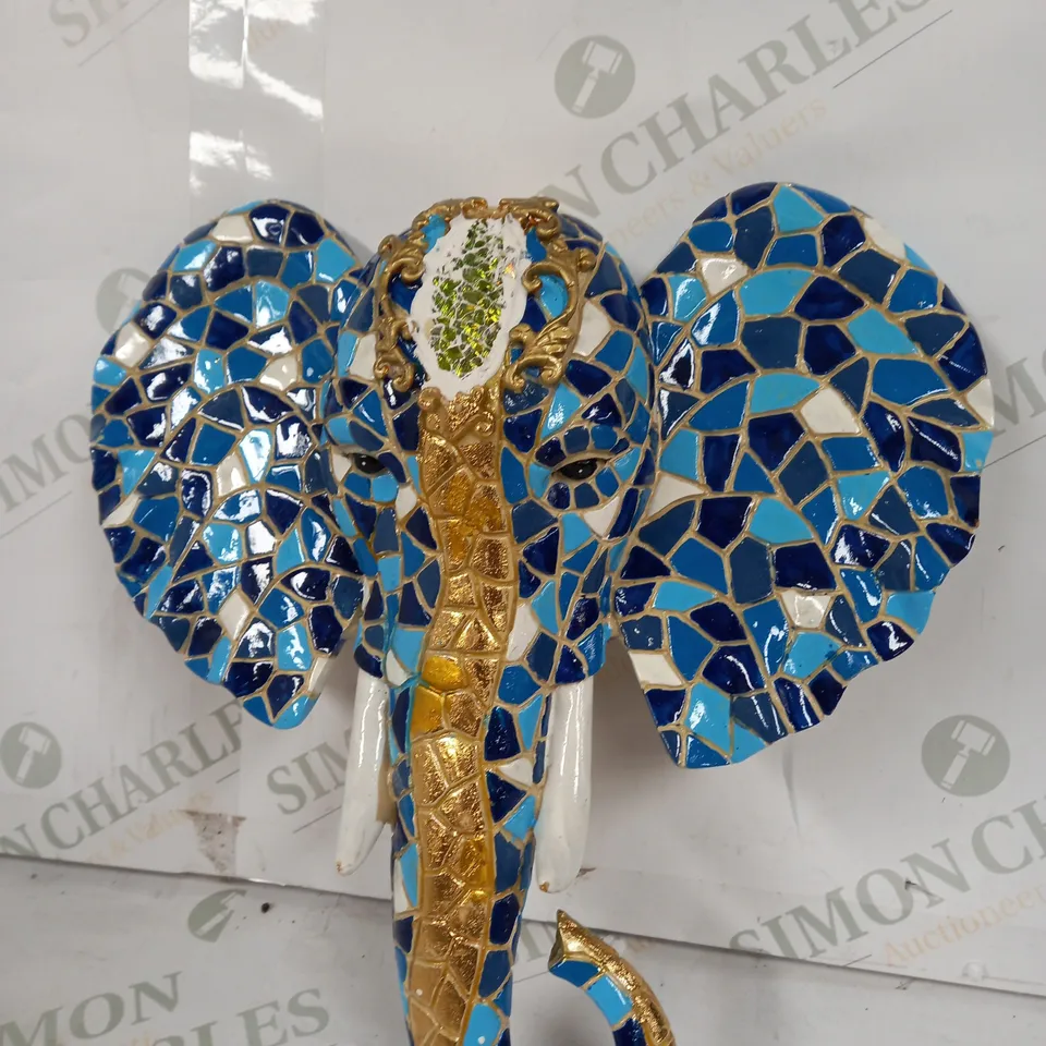 INNOVATORS MOSAIC ELEPHANT DECORATION