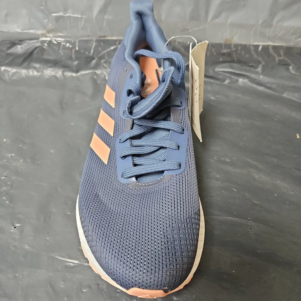 UNBOXED PAIR OF ADIDAS SOLAR BLAZE WOMANS TRAINERS IN NAVY/PINK - UK 5
