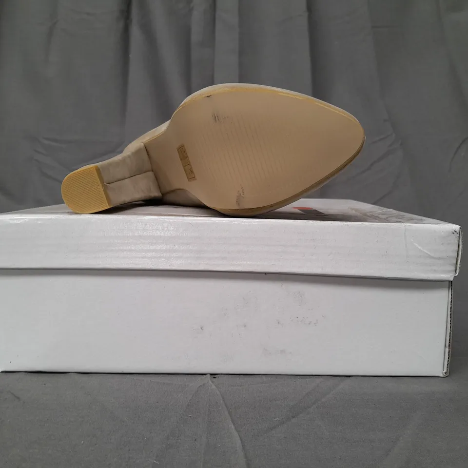 BOXED PAIR OF KOI COUTURE PLATFORM HIGH HEEL SHOES IN BEIGE SIZE 4