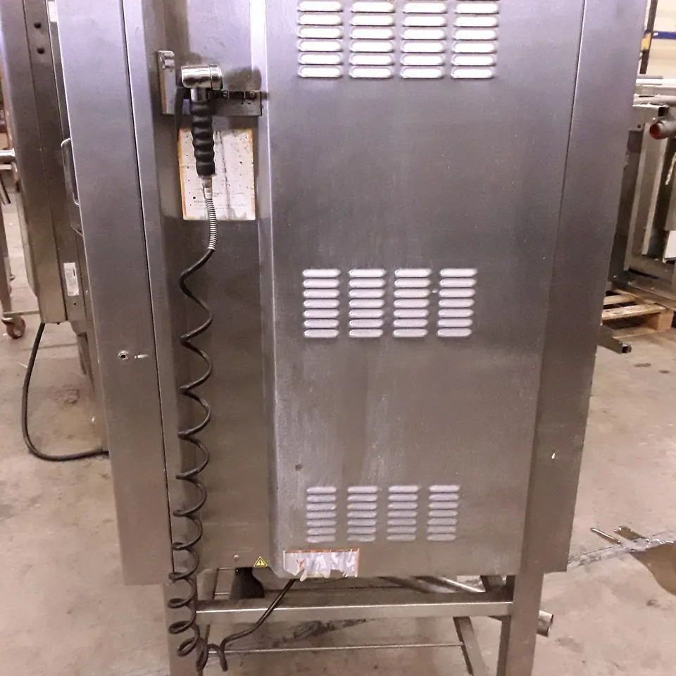 BKI COMBINATION CATERING OVEN