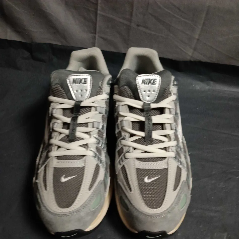 UNBOXED PAIR OF NIKE P-6000 TRAINERS – GREY/TEAL -  UK SIZE 10