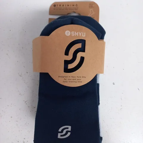 SHYU TRAINING SOCKS β NAVY, MEN'S CREW