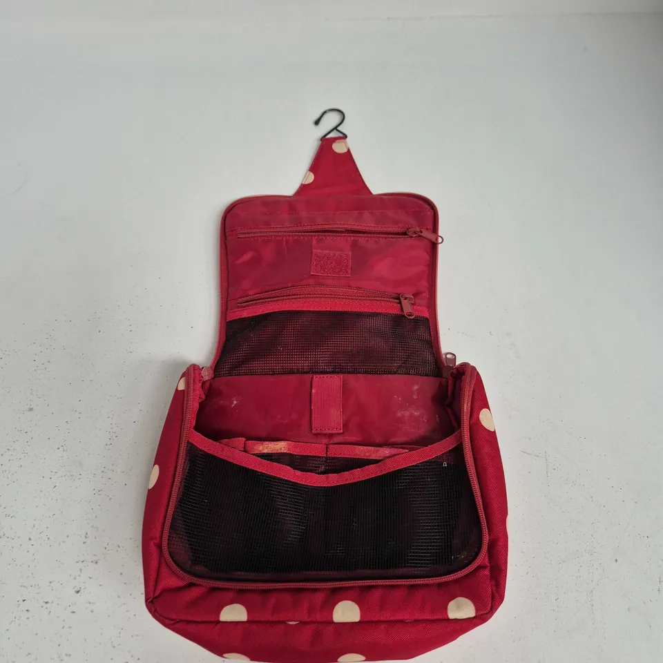 REISENTHEL TRAVEL ORGANISER BAG – RED POLKA DOT