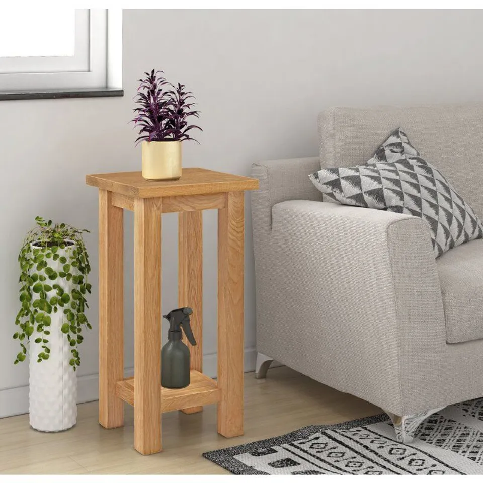 BOXED DEBOSE SIDE TABLE