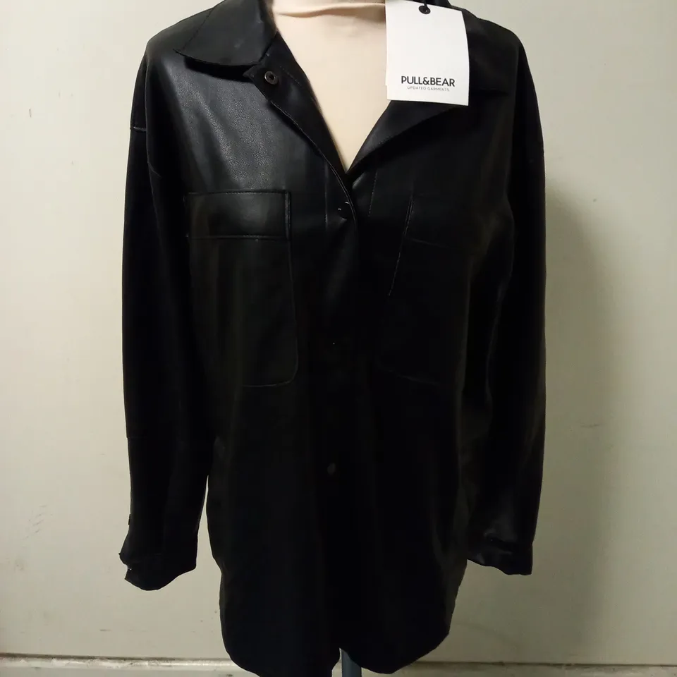 PULL&BEAR LEATHER EFFECT SHIRT - SIZE M